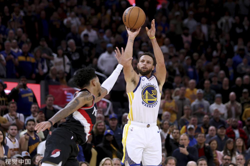 临更加白热 临更加白热