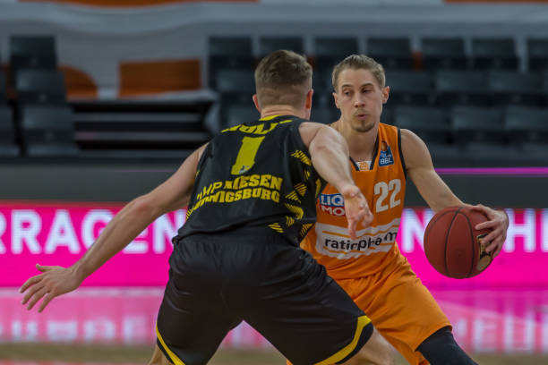 对不同打法 对不同打法