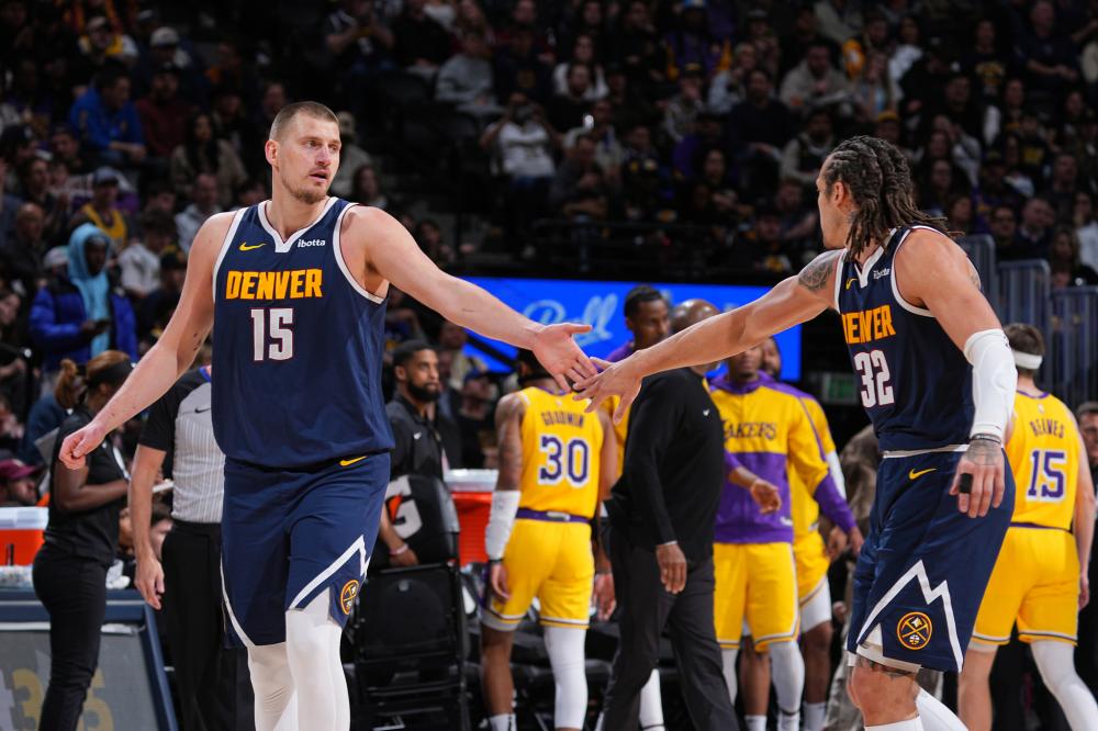 许多方面进 许多方面进